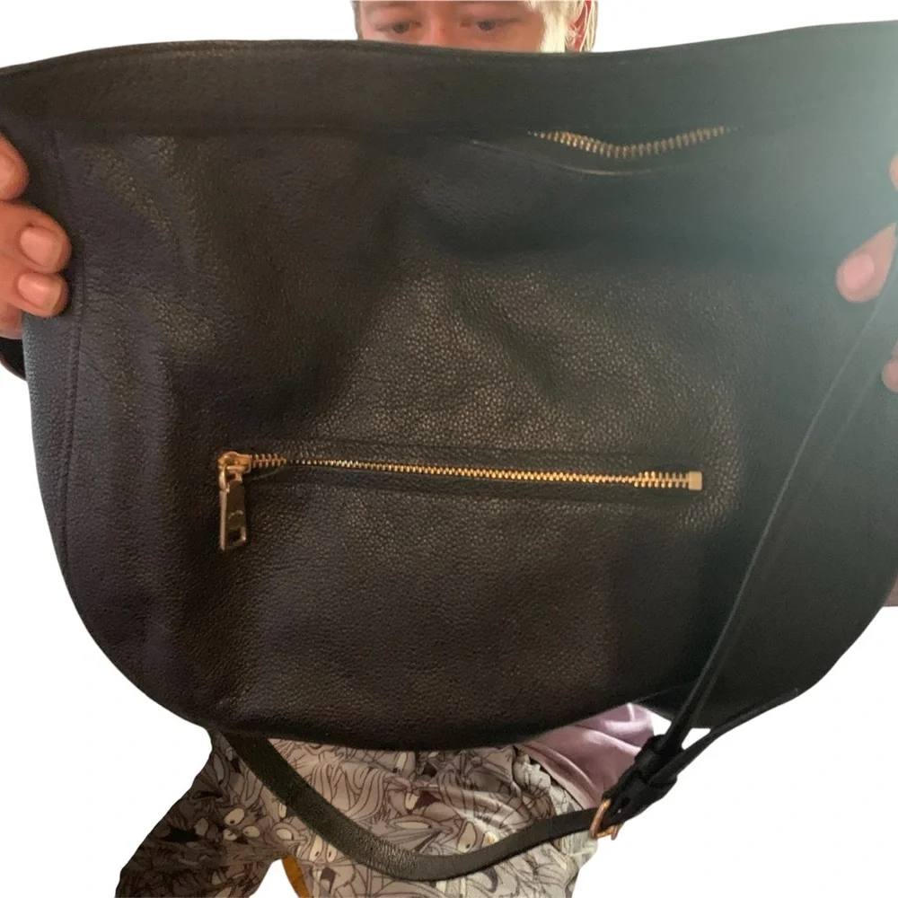 Coach Bag - Picture 2 of 11